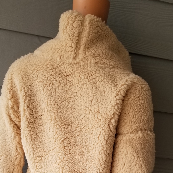 A New Day Sherpa Pullover Sweater - Picture 5 of 7
